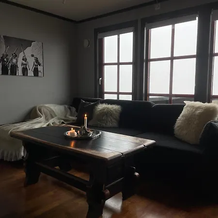شقة Cozy Top-floor With Fireplace And Sauna