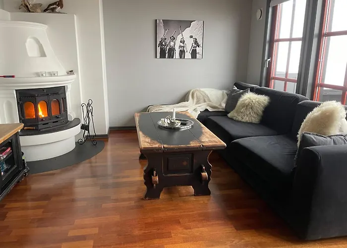 Cozy Top-floor With Fireplace And Sauna