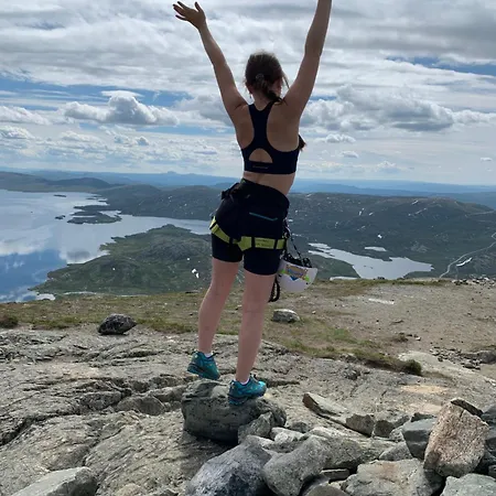 アパート Cozy Top-floor With Fireplace And Sauna *