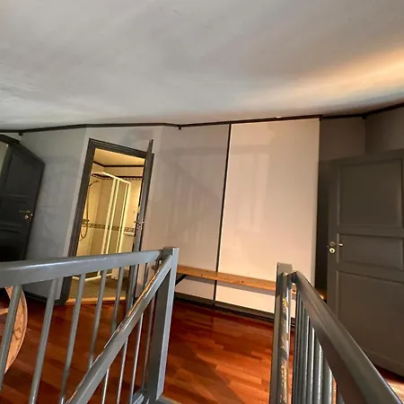 アパート Cozy Top-floor With Fireplace And Sauna